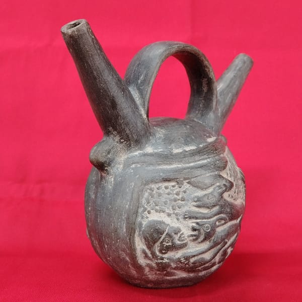 Pre Columbian Chimú Ceramic Double-Spout Bottle Ceremonial Artifact Peru - Image 4